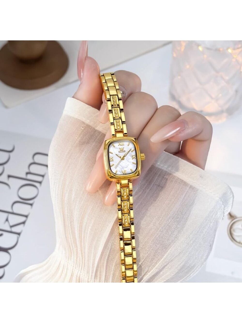 Women's Gold band White dial Diamond Fashion Elegant Chronograph Cute Wristwatch - Picture 5 of 6